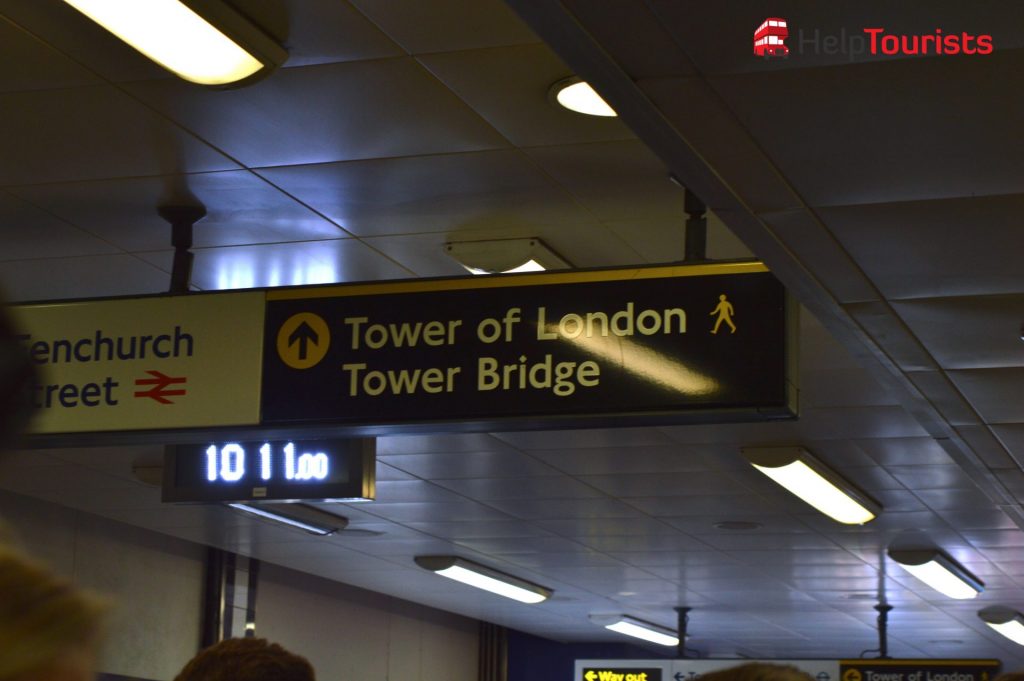 London Underground zum Tower of London udn Tower Bridge